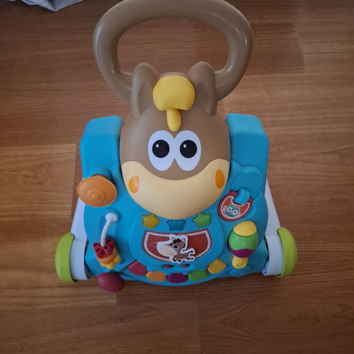 Infantino 3-in-1 Activity Table and Walker like new, musical