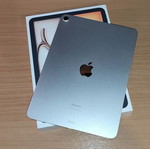 iPad Air M2 tablet