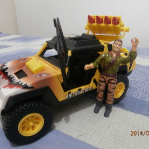 GIJOE Tiger Sting like new, European edition with 2 extra fuel cans