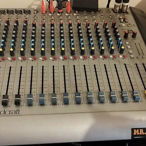 Soundcraft Console like new, ideal for radio and home studio