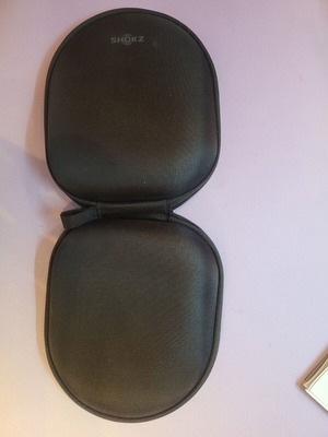 Shokz OpenRun Pro hard carrying case