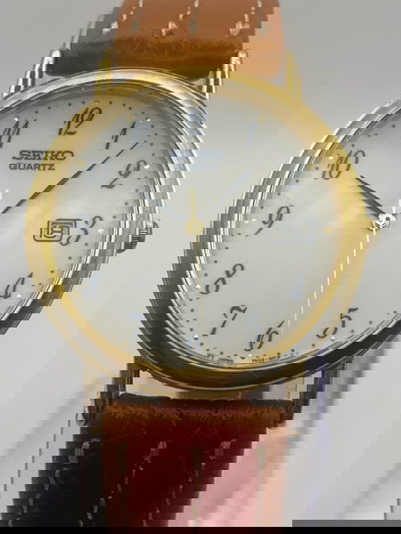 Elegant Seiko 7N22-8A00