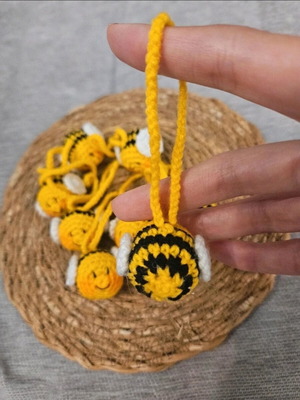 Handmade crocheted bee like new
