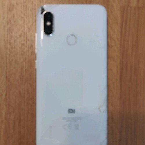 Xiaomi M8 128GB used, damaged