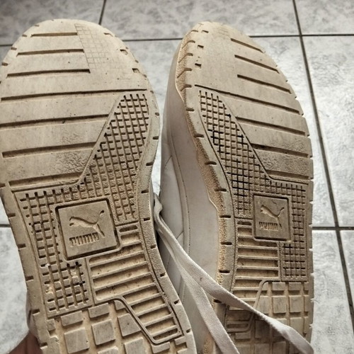 Puma sneakers size 40, white