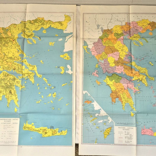 Travel guides and maps used, collection of 40 guides and 25+ maps