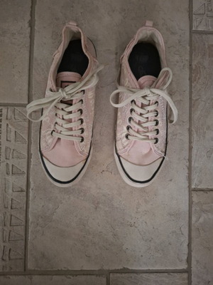 Juicy Couture sneakers used, pink, size 39