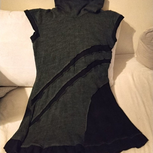 Dress sleeveless turtleneck soft fleece like new