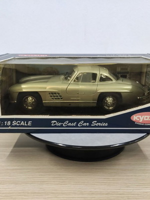 Μεταλλικό μοντέλο Kyosho Mercedes Benz 300 SL Gullwing Doors 1:18 καινούργιο