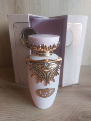 Lattafa Haya Eau De Parfum 100ml like new