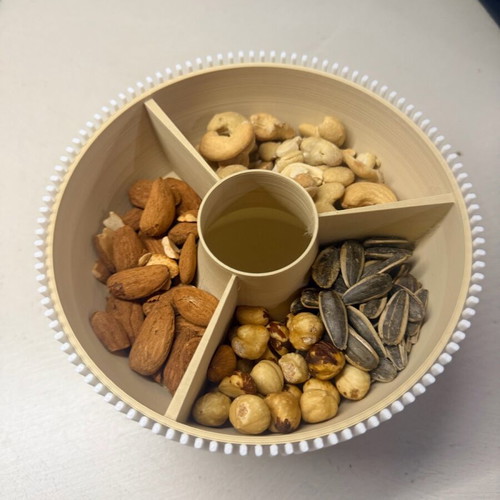 Practical bowl for nuts and seeds like new with lid