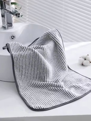 Cotton bath towels new, set of 2 pieces