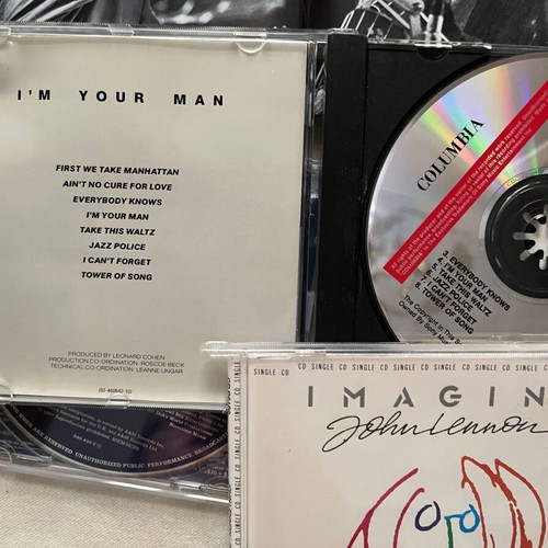 Pack of 6 CDs like new with Zappa, Police, John Lennon, Leonard Cohen