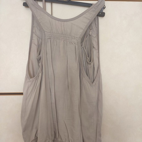 Women's blouse size M gray like new
