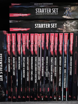 Dungeons & Dragons 5e book collection new, complete set