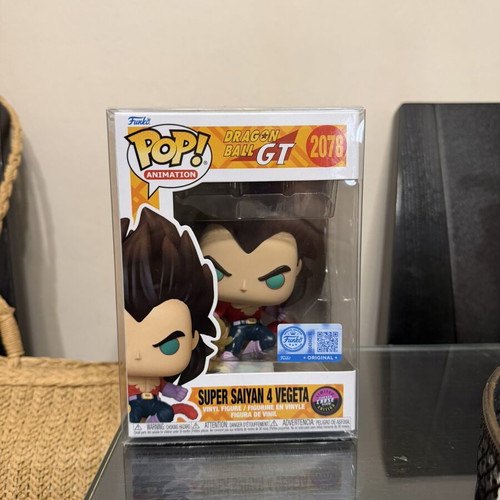 Funko Pop! Super Saiyan 4 Vegeta #2078 Chase & Special Edition