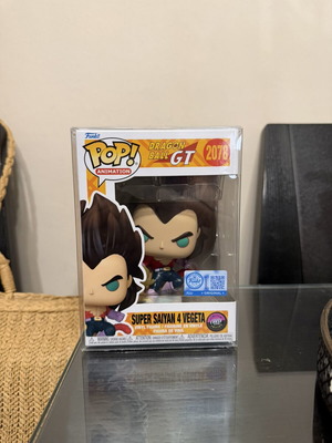 Funko Pop! Super Saiyan 4 Vegeta #2078 Chase & Special Edition