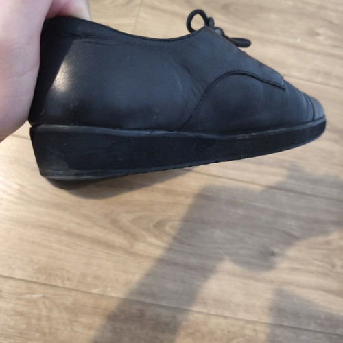 Clarks leather oxfords size 39 used, black