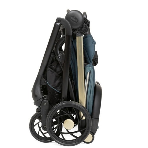 Chicco One4EVER stroller used with two seats and rain cover