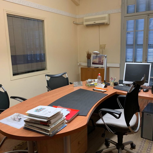 Executive desk like new 220x210x72 cm with drawer unit