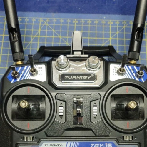 Turnigy TGY-i6 6CH transmitter and receiver like new