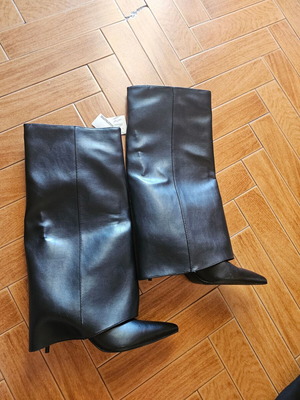 Zara boots size 41 with gaiter, new, black