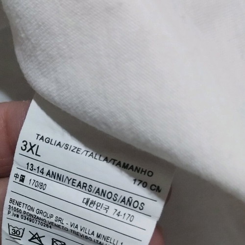 Benetton white t-shirt like new for 13-14 years old