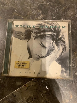Ricky Martin A Medio Vivir CD like new