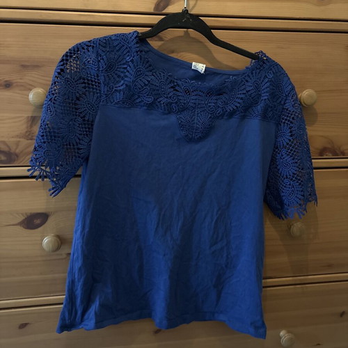 Top size 38 blue like new