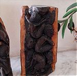  Δυο ξυλογλυπτα σε κορμο κομψοτεχνηματα απο Κενυα