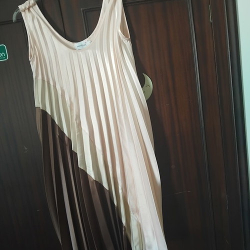 Manolo pleated satin dress like new, multicolor
