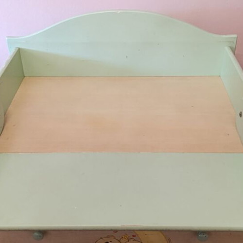 Crib set with mattress and dresser like new