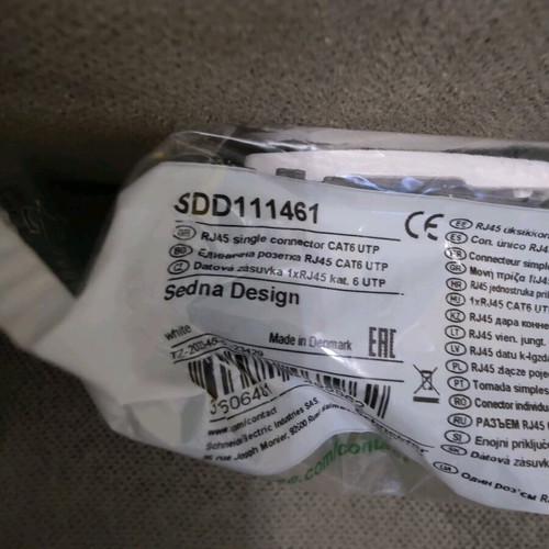 Schneider Sedna RJ45 Cat6 and frame new
