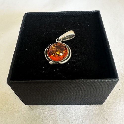 Vintage silver 925 pendant with pressed amber used