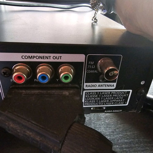 Samsung HT-Z310 home theater system used