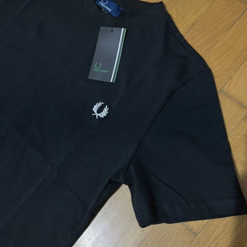 Fred Perry T-shirt new, size S, black
