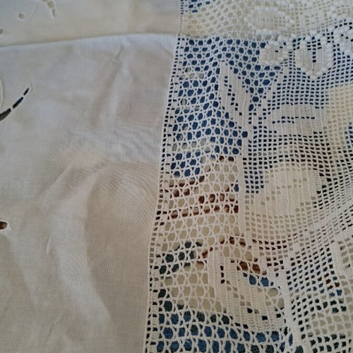 Tablecloth white mercerized cotton fabric 170x220 with cutwork and embroidery