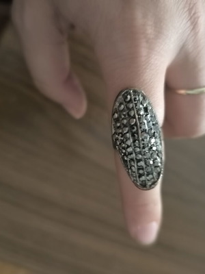 Oval cocktail statement ring silver marcasite vintage style like new