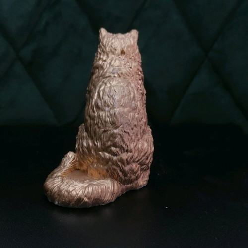 Plaster cat figurine new in gold color