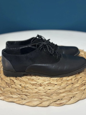 Migato shoes used, black lace-up, size 38