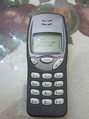 Nokia 3210 κινητό τηλέφωνο μεταχειρισμένο, γκρι, χωρίς φορτιστή