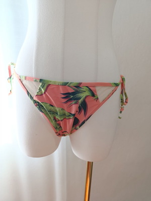 Bikini women'secret bottom new, size M, multicolor