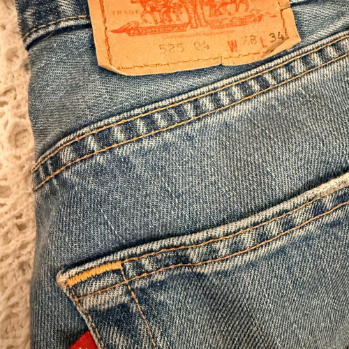 Levi's 525 Perfect Cut Jeans Small like new, blue