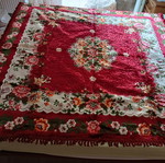 Velvet square tablecloth 1.50x1.50 m, burgundy with floral print