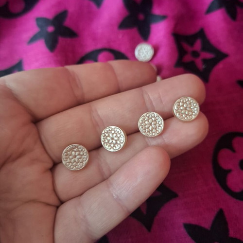 Decorative craft buttons set of 15, like new, 1cm