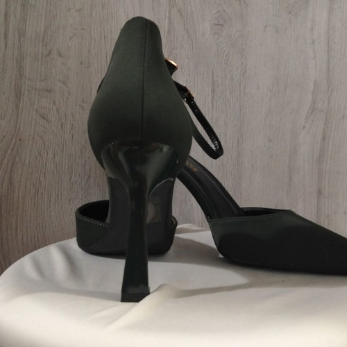 Dark green velvet high-heeled shoes for women