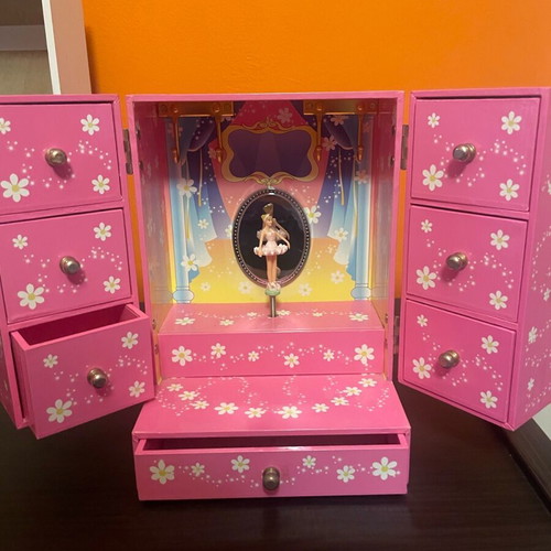 Musical Jewelry Box Princess like new