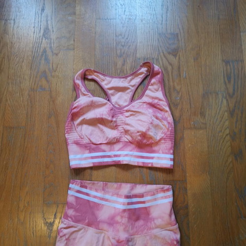 Luigi coral activewear set, pink