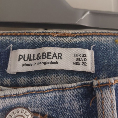 Pull & Bear Skinny Mid Waist Jeans size 32 like new
