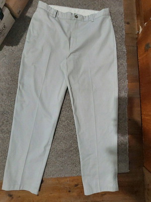 L.l.bean men's formal pants like new, gray-white, 100% cotton